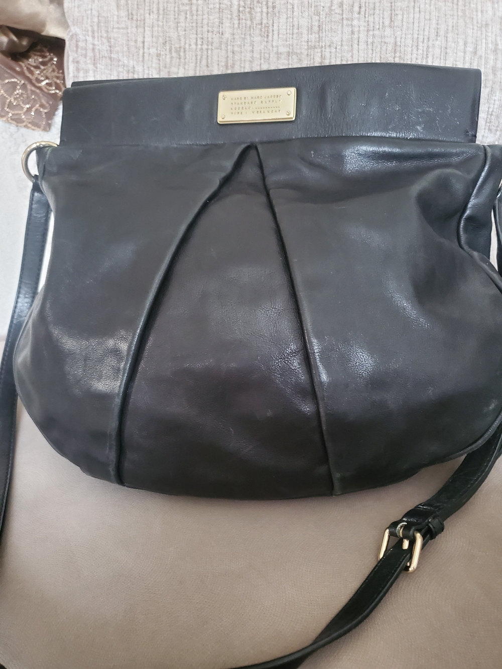 Black Shoulder Bag with Silver Plate - Elegant Everyday Carry Womens